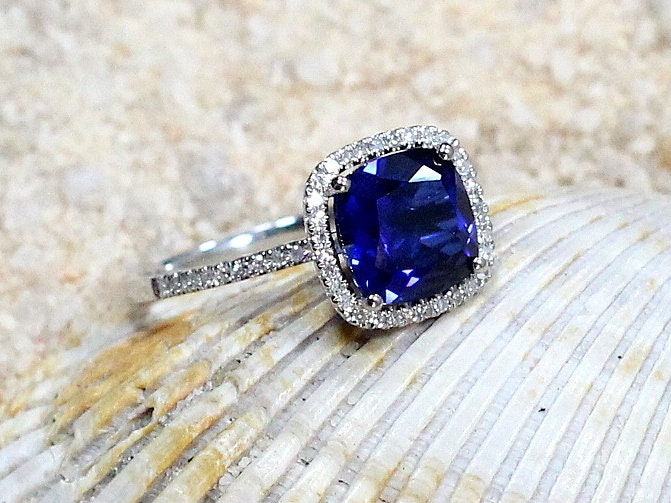 2ct Cuscino 8mm Blue Sapphire & Diamond Cushion Halo Engagement Ring BellaMoreDesign.com