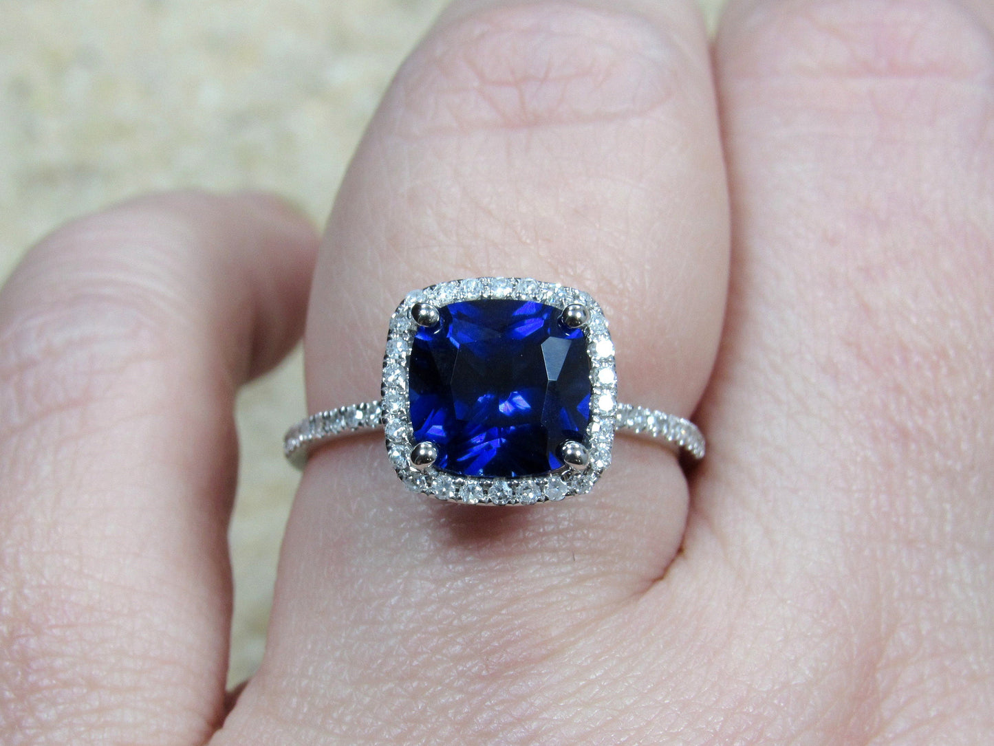 Blue Sapphire Engagement Ring, Cushion Halo Ring, Sapphire Engagement Ring, Blue Sapphire Ring, Cuscino, 2ct Ring 8mm BellaMoreDesign.com