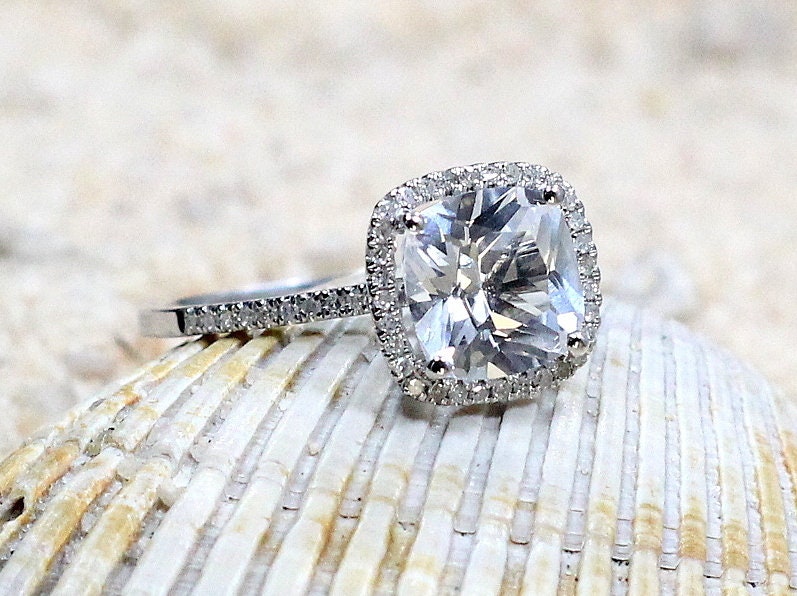 Emerald & Diamonds Engagement Ring Cushion Halo Cuscino Grand 2ct 8mm Custom Size White Yellow Rose Gold 10k 14k 18k Platinum BellaMoreDesign.com