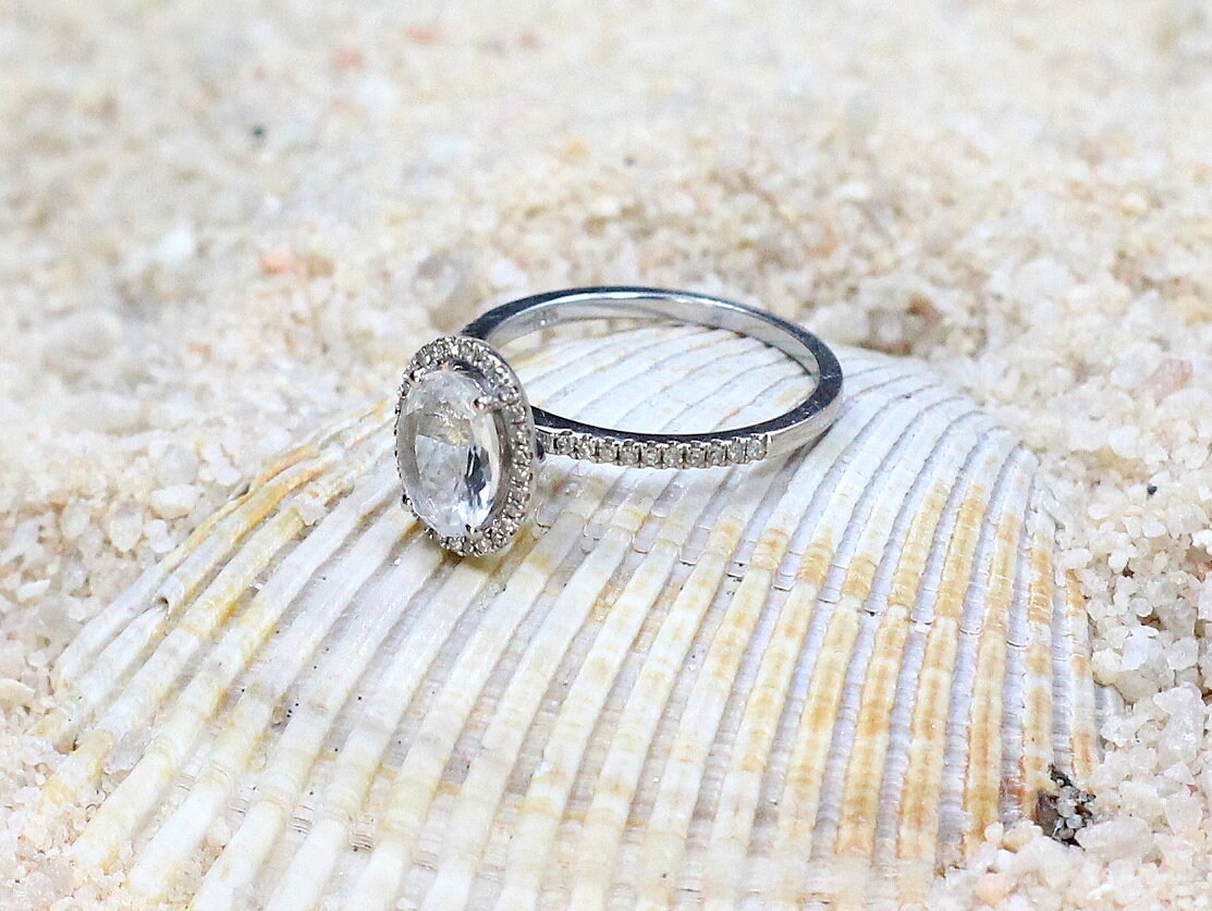 1.5ct Lab Diamond Oval Halo Engagement Ring, Lab Created Diamond Ring, 8x6mm Lab Grown Diamond Ring, Ovale Medio BellaMoreDesign.com