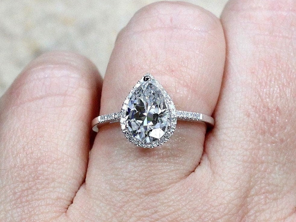 2ct Lab Created Diamond Engagement Ring, Lab Grown Diamond Pear Cut Halo, 10x7mm Lab Diamond, Goccia BellaMoreDesign.com