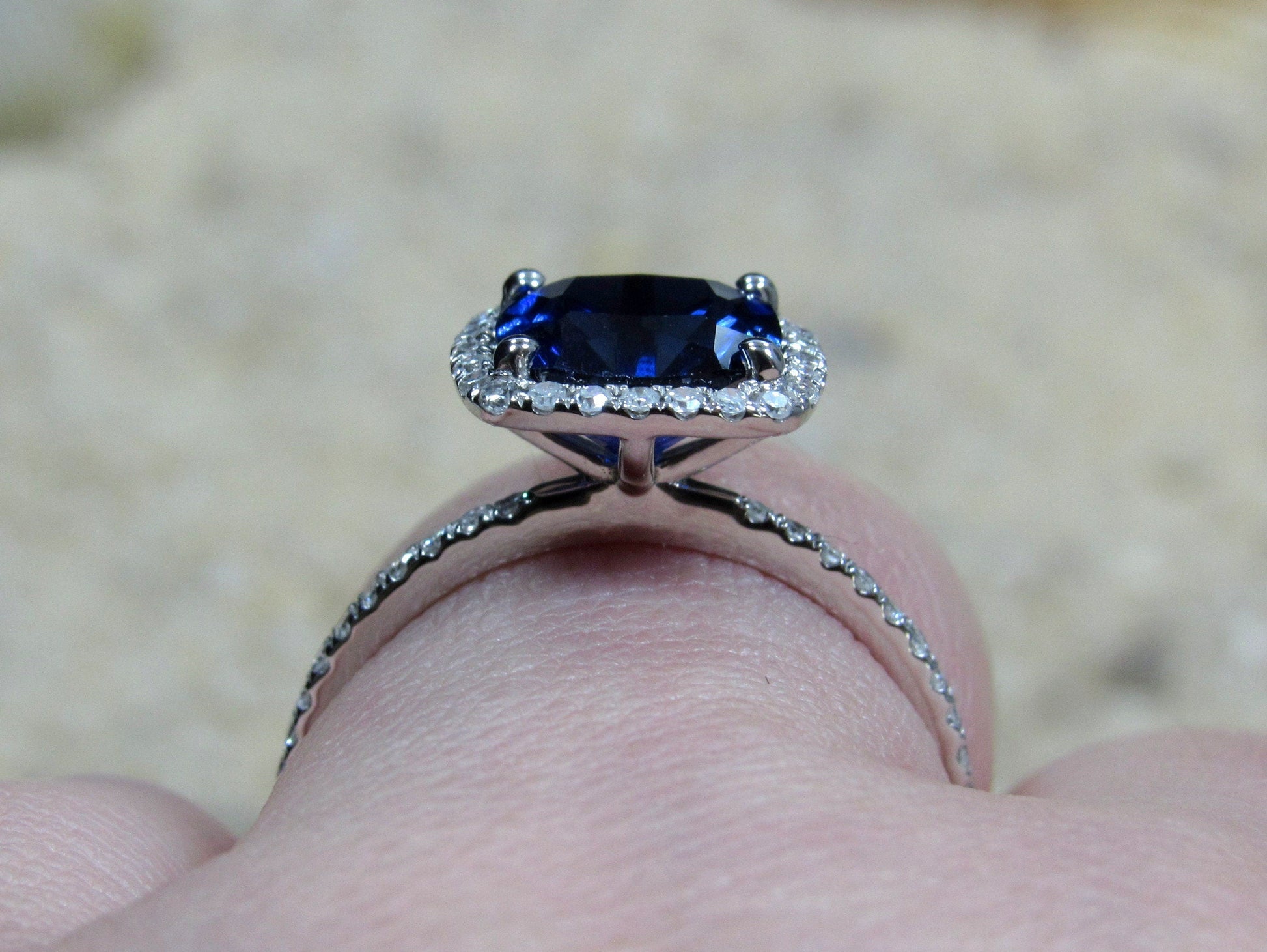 Blue Sapphire Engagement Ring, Cushion Halo Ring, Sapphire Engagement Ring, Blue Sapphire Ring, Cuscino, 2ct Ring 8mm BellaMoreDesign.com