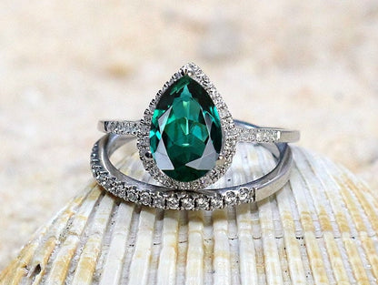 Emerald Diamonds Engagement Ring Set,Pear Halo,Wedding Band Set,Goccia,2.5ct Ring,White-Yellow-Rose Gold-10k-14k-18k-Platinum BellaMoreDesign.com